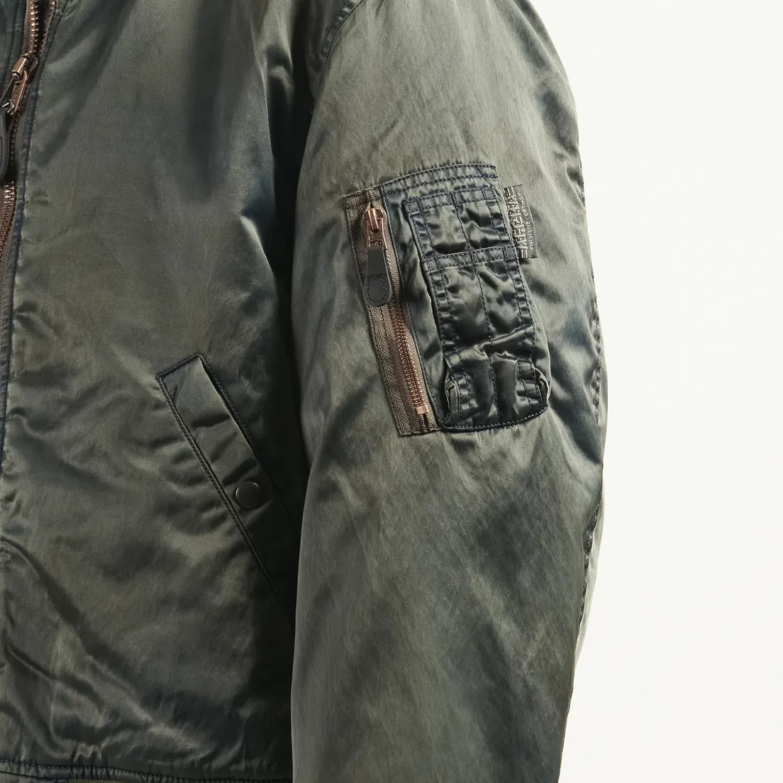 Alpha Industries Мужская куртка бомбер x TNT MA-1 Flight