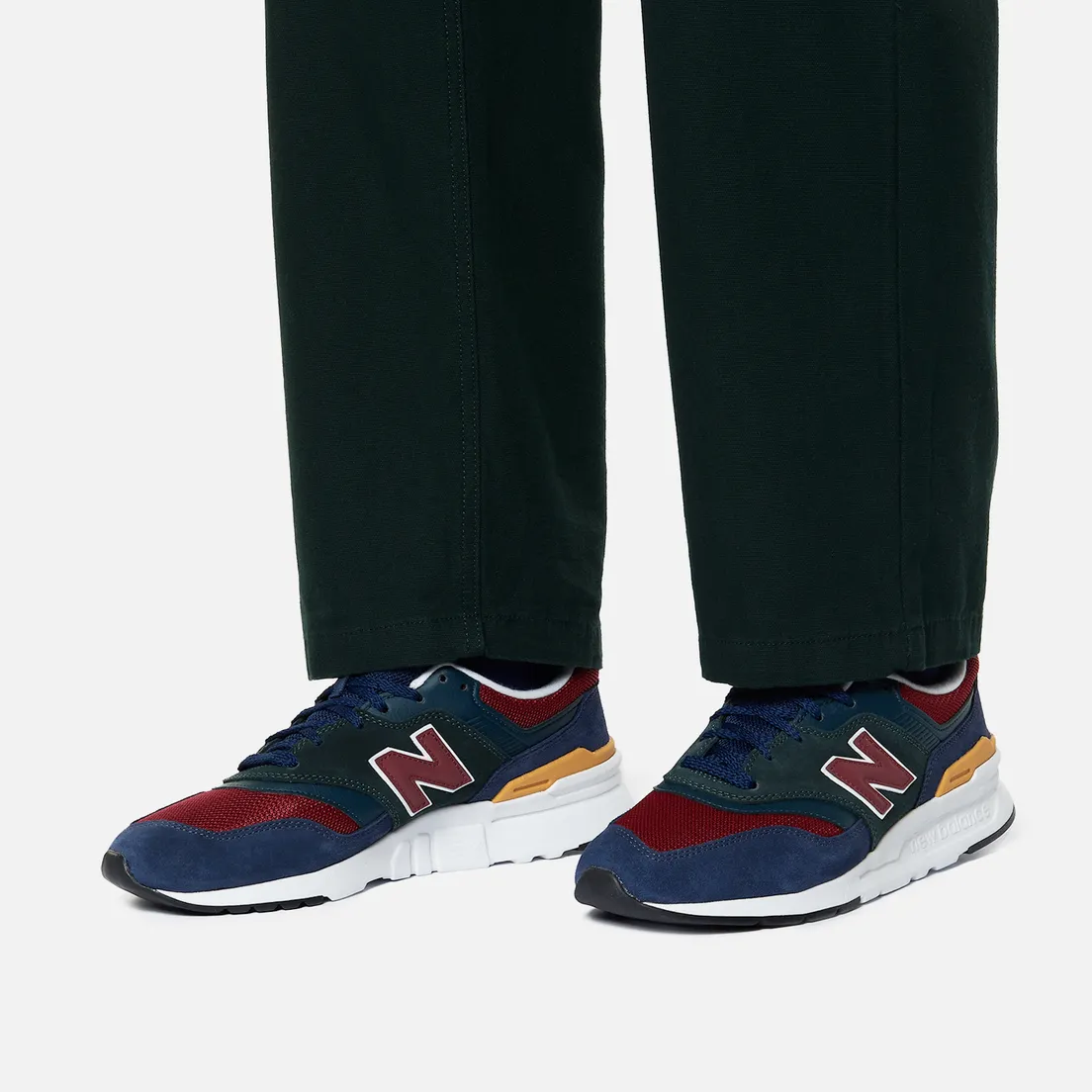 New Balance Мужские кроссовки CM997HVQ