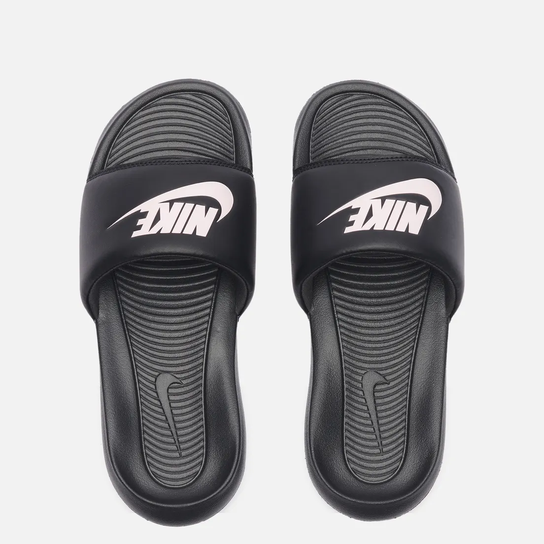 Nike Женские сланцы Victori One