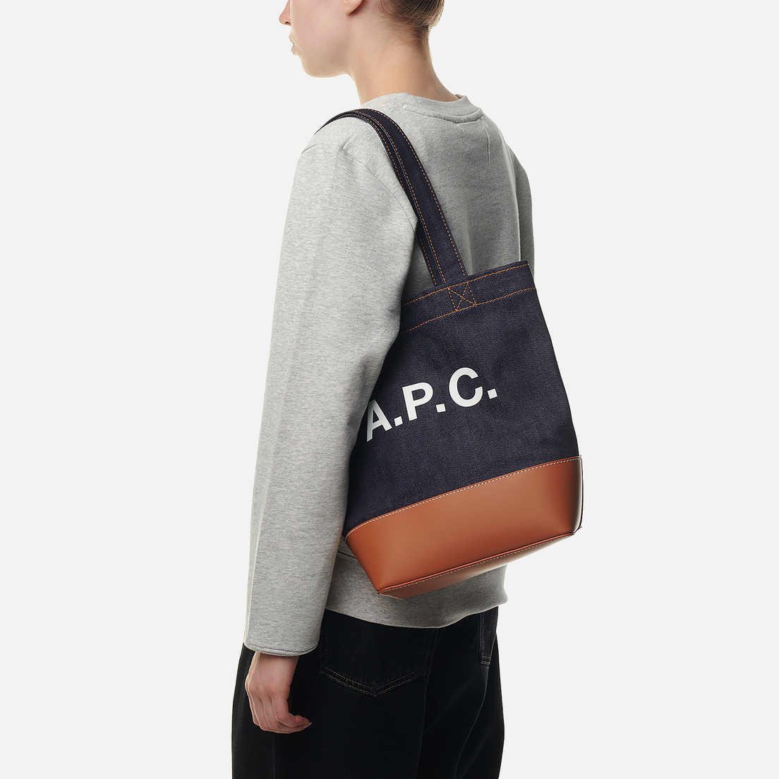 A.P.C. Сумка Axel Small Tote Denim