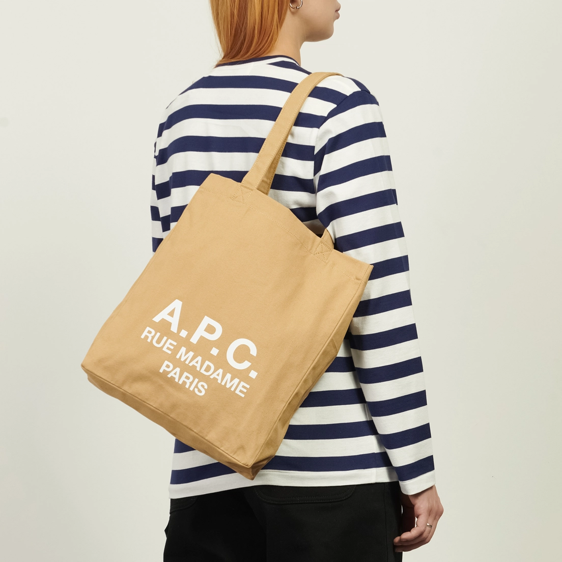 A.P.C. Сумка Lou Rue Madame 2.0 Tote