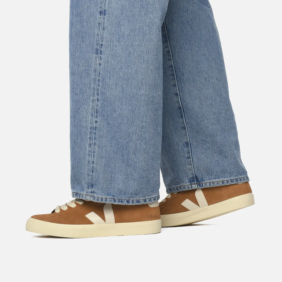 VEJA Мужские кеды Campo Bold Suede