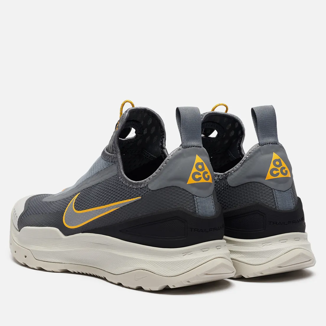 Nike Мужские кроссовки ACG Zoom Air AO