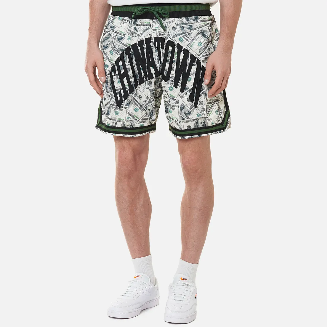 Chinatown Market Мужские шорты Money Line Arc Basketball