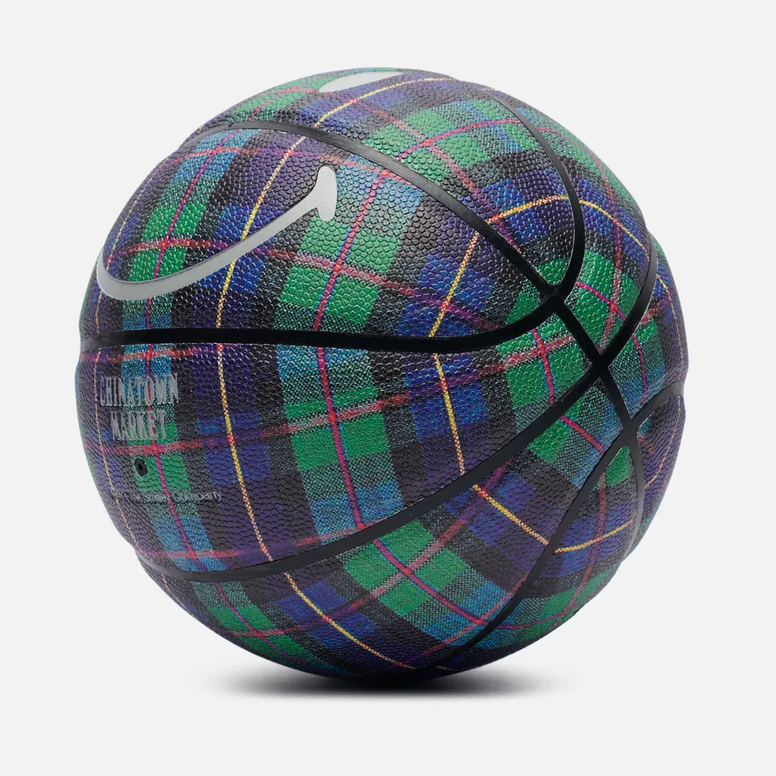 Chinatown Market Баскетбольный мяч Smiley Ivy League Tartan