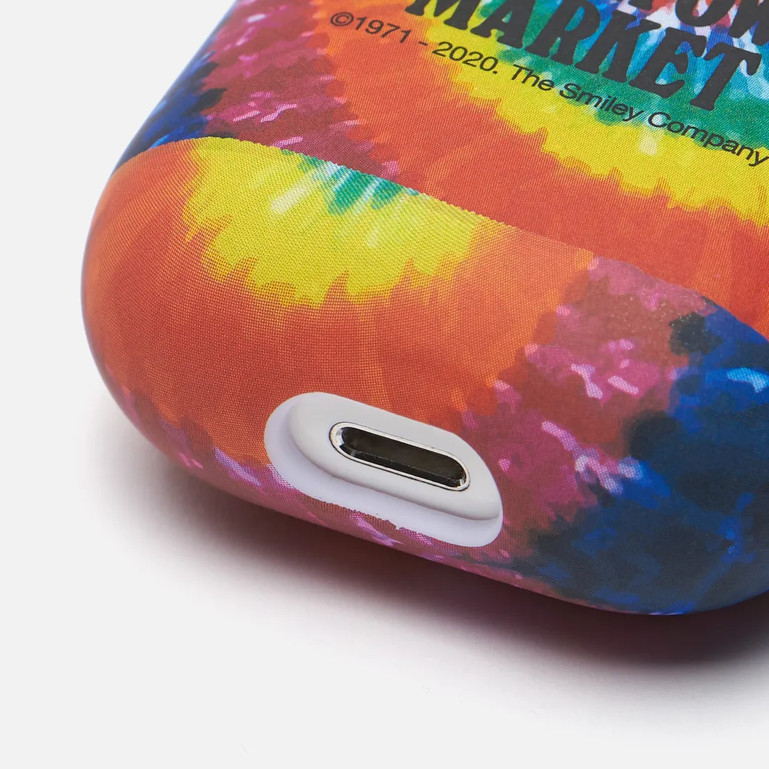 Chinatown Market Чехол Smiley Tie Dye AirPods