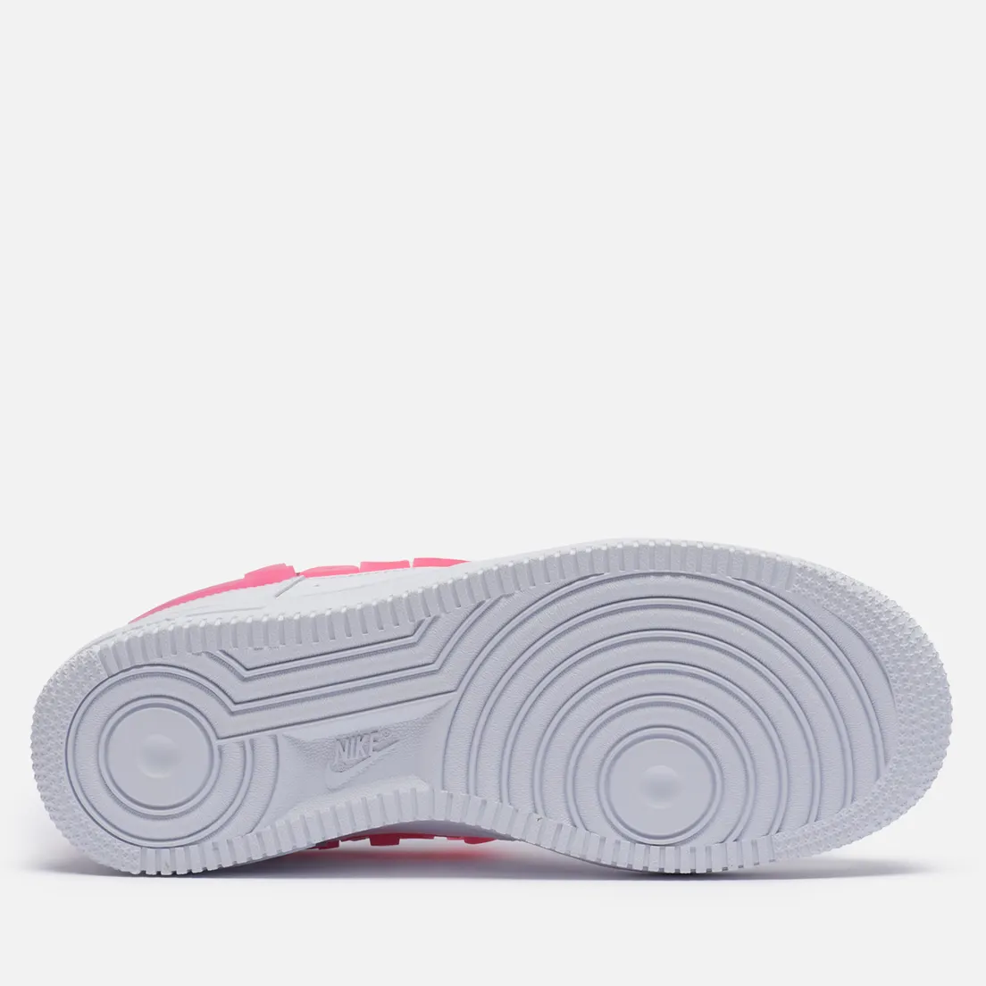 Nike Женские кроссовки Air Force 1 07 SE Love For All