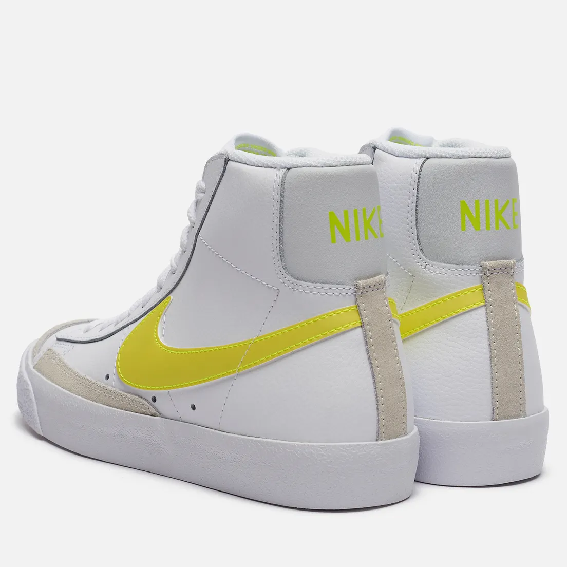 Nike Женские кроссовки Blazer Mid 77