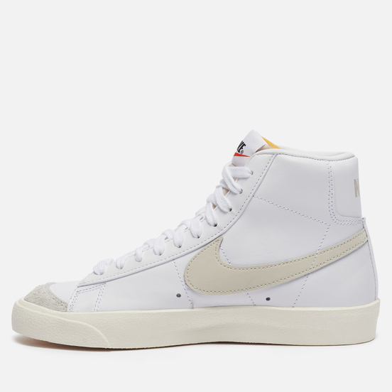 Женские кроссовки Nike Blazer Mid 77 White/Light Bone/Sail