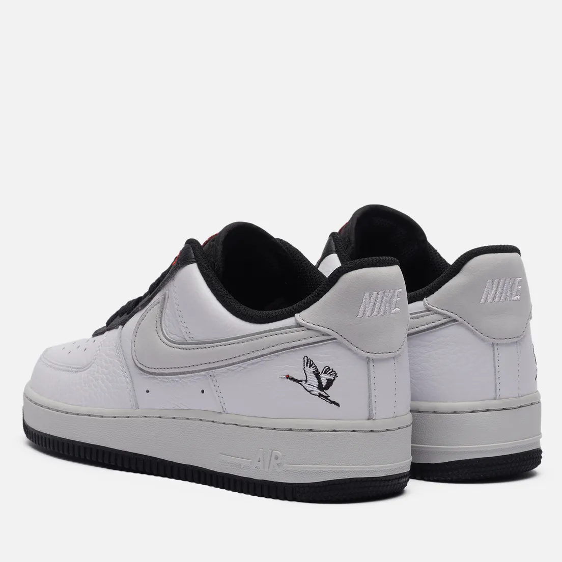 Nike Мужские кроссовки Air Force 1 07 LX Crane