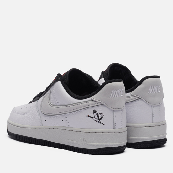 Мужские кроссовки Nike Air Force 1 07 LX Crane White/Photon Dust/Black/Chile Red