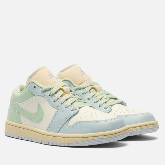 Кроссовки Jordan Wmns Air Jordan 1 Low