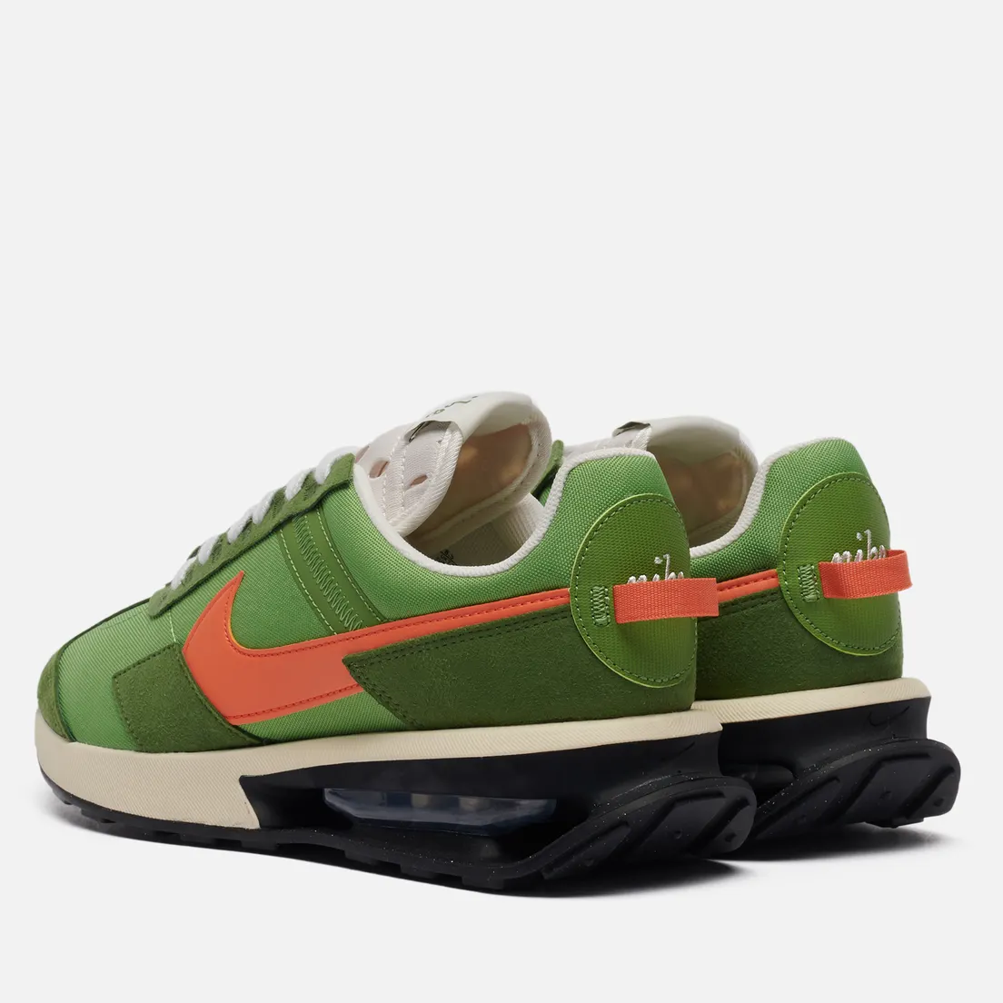 Nike Кроссовки Air Max Pre-Day LX
