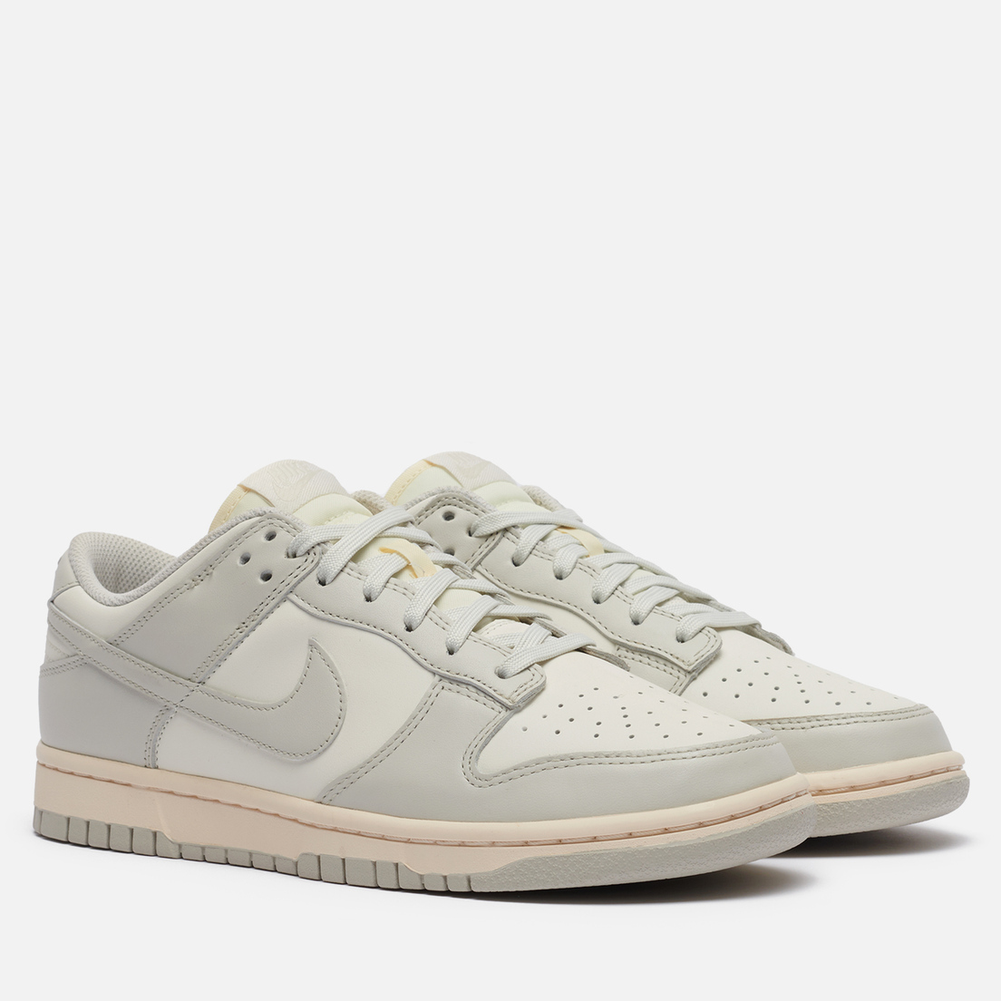 Nike Женские кроссовки Wmns Dunk Low