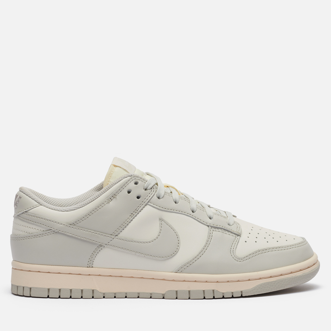 Nike Женские кроссовки Wmns Dunk Low