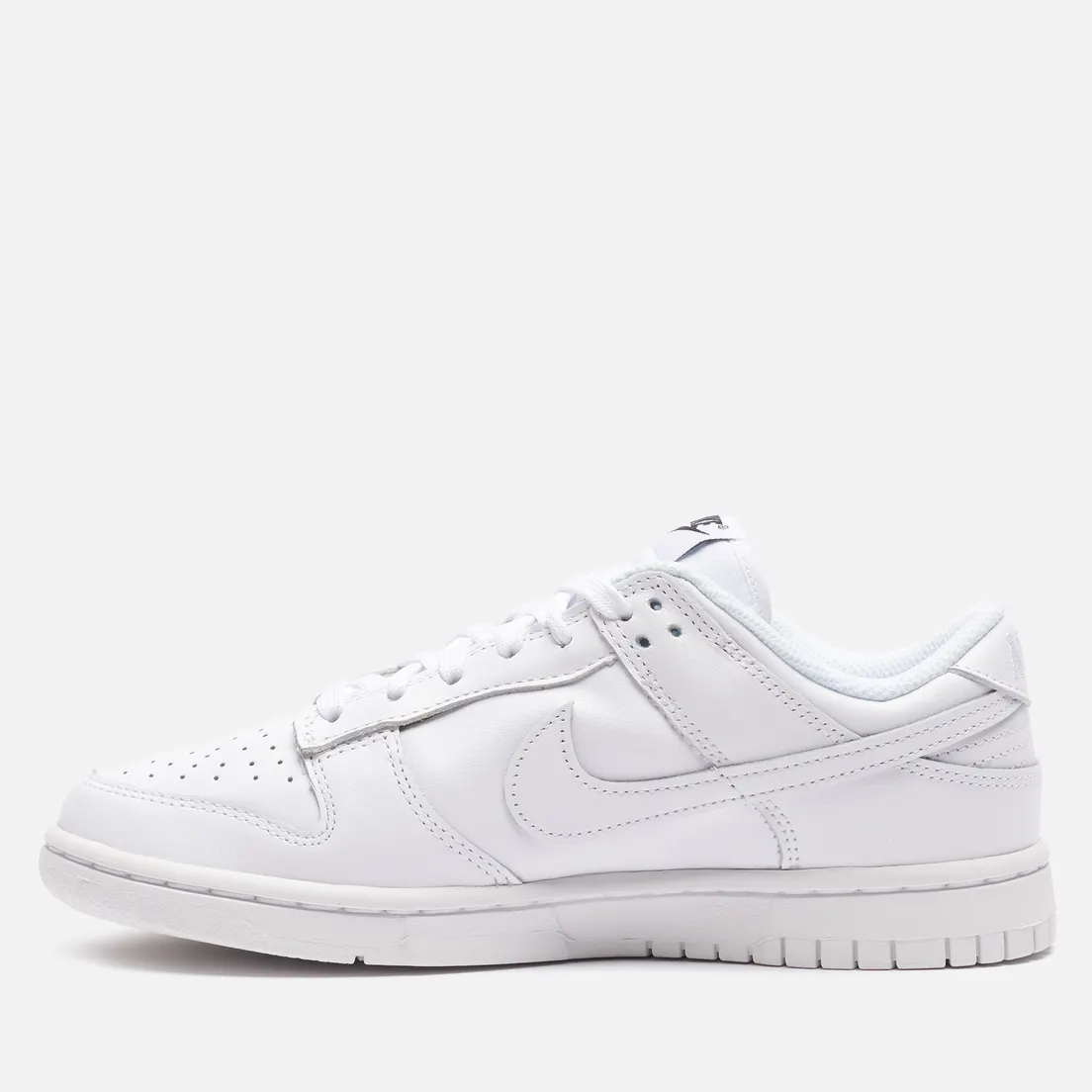 Nike Женские кроссовки Wmns Dunk Low