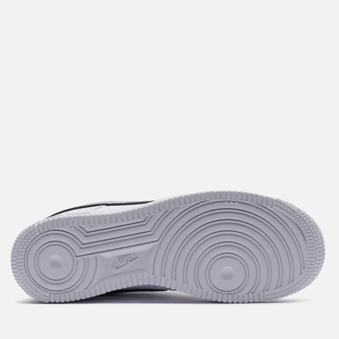 Nike Женские кроссовки Air Force 1 07 Essentials