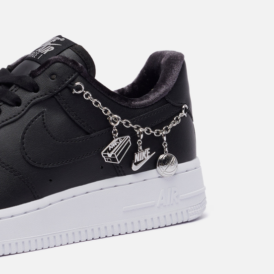 Женские кроссовки Nike Air Force 1 07 LX Black/Black/Metallic Silver/Flt Silver