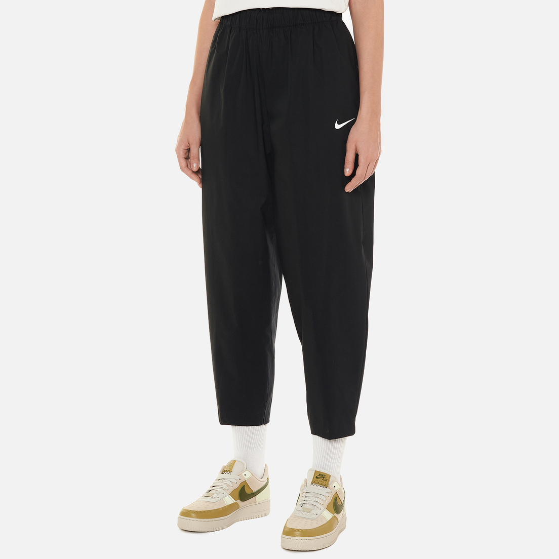 Nike Женские брюки Essential Woven