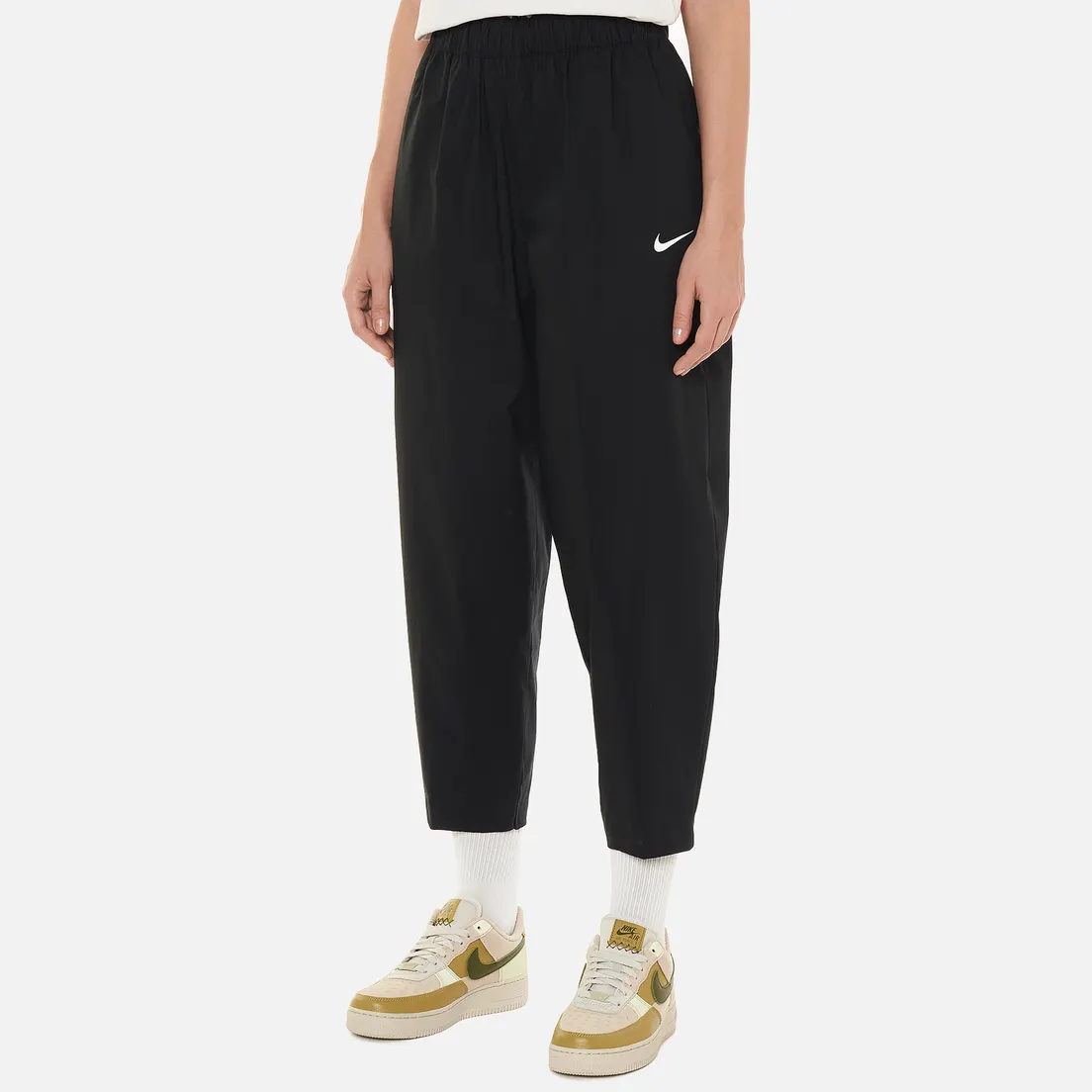 Nike Женские брюки Essential Woven