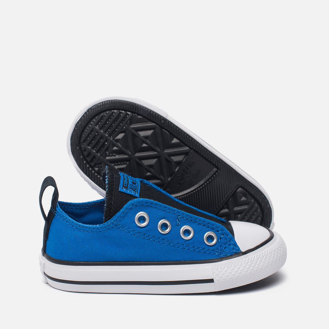 chuck taylor all star simple slip low top