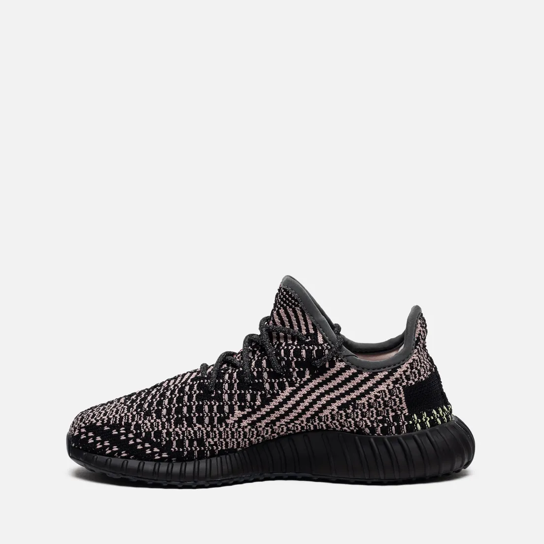 adidas Originals Детские кроссовки YEEZY Boost 350 V2 Kids