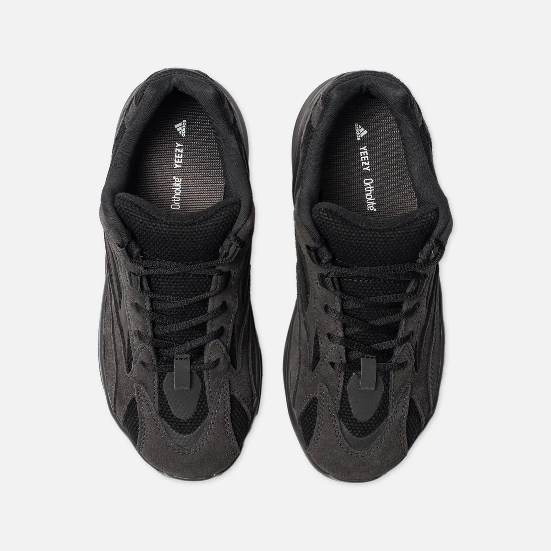 adidas Originals Детские кроссовки YEEZY Boost 700 V2 Kids