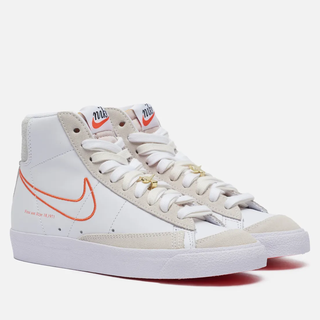 Nike Женские кроссовки Blazer Mid 77 SE First Use