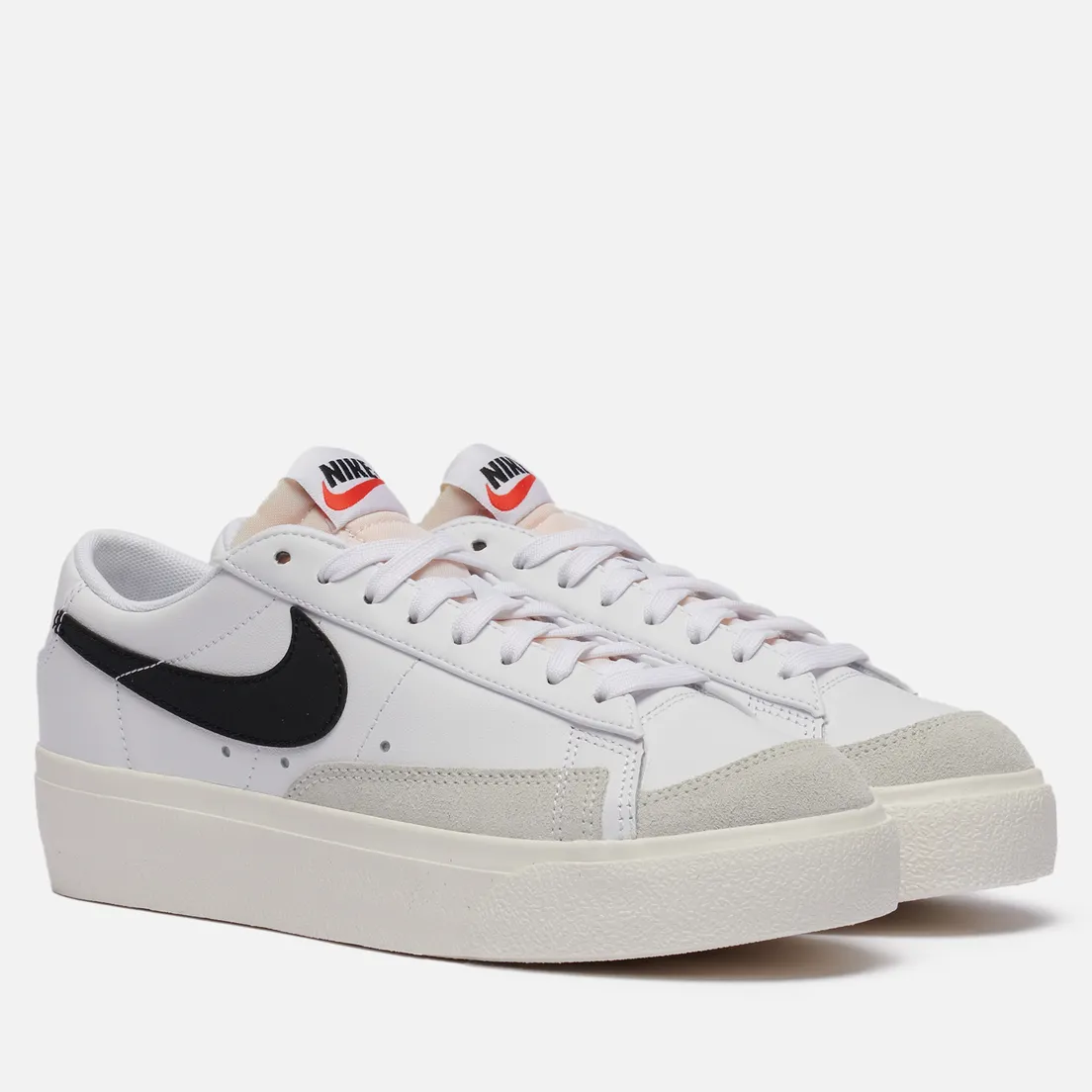 Nike Женские кроссовки Wmns Blazer Low Platform