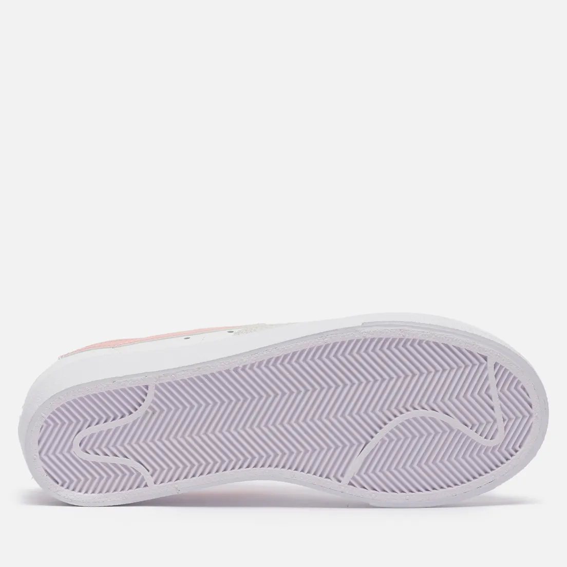 Nike Женские кроссовки Wmns Blazer Low Platform