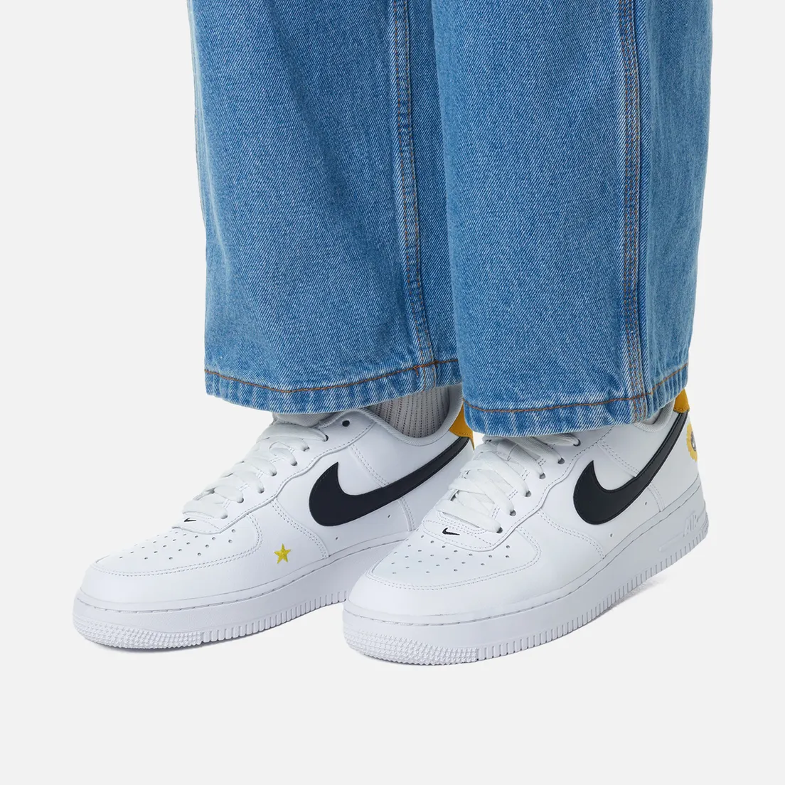 Nike Мужские кроссовки Air Force 1 '07 LV8 Have a Nike Day