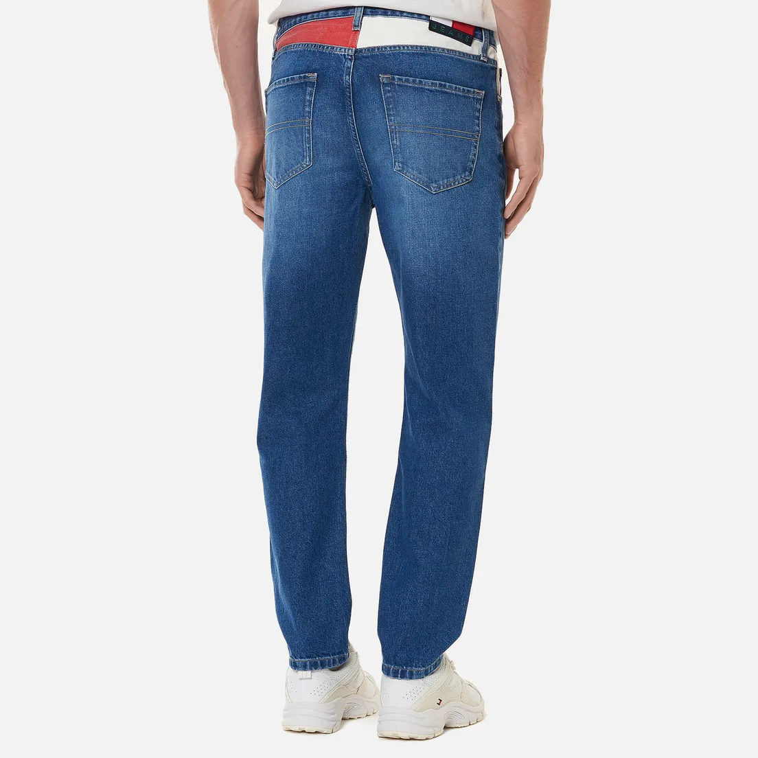 Tommy Jeans Мужские джинсы Dad Regular Tapered AE736