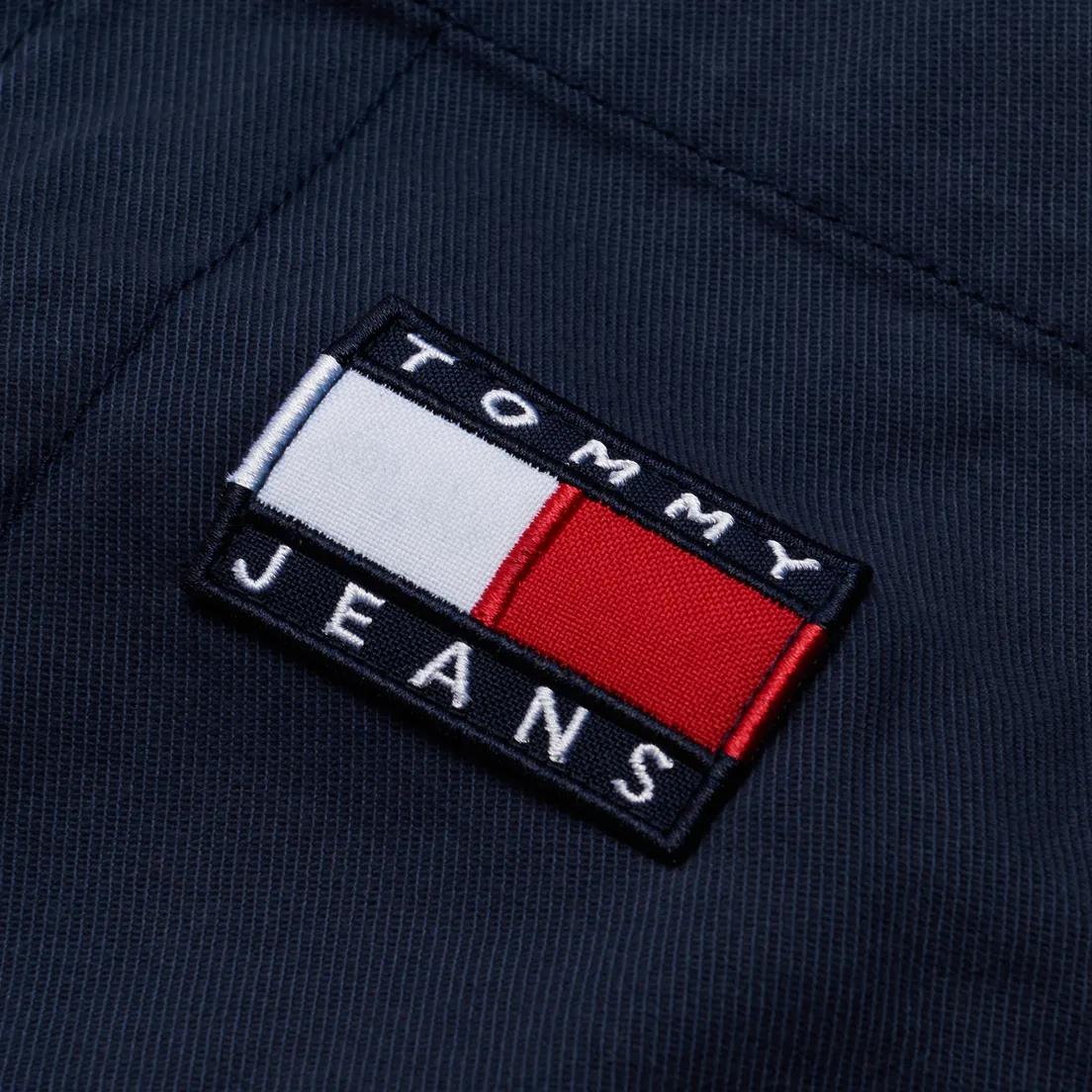 Tommy Jeans Мужская джинсовая куртка Tommy Badge Boxy Trucker