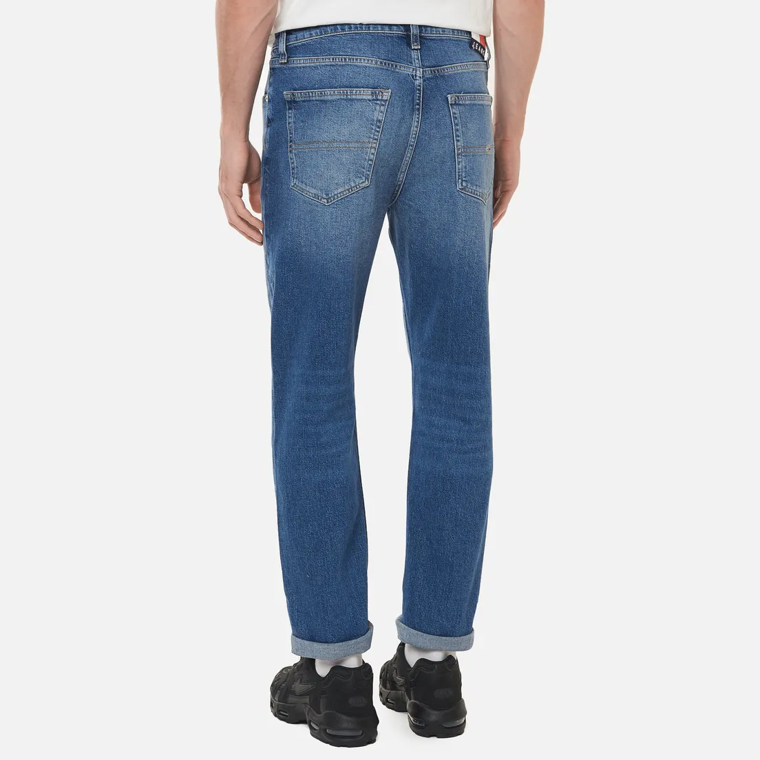 Tommy Jeans Мужские джинсы Dad Regular Tapered BE632