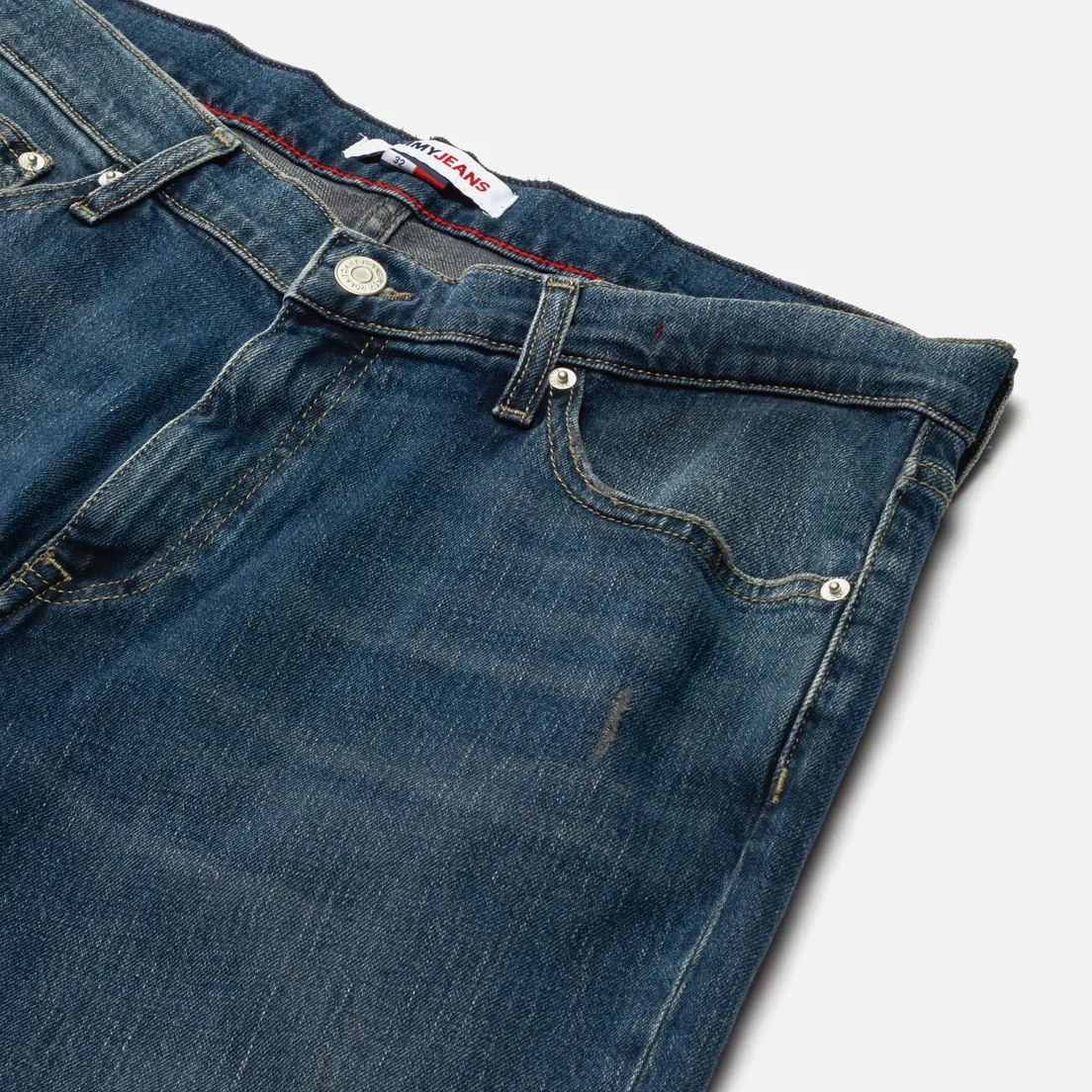 Tommy Jeans Мужские джинсы Dad Regular Tapered BE661