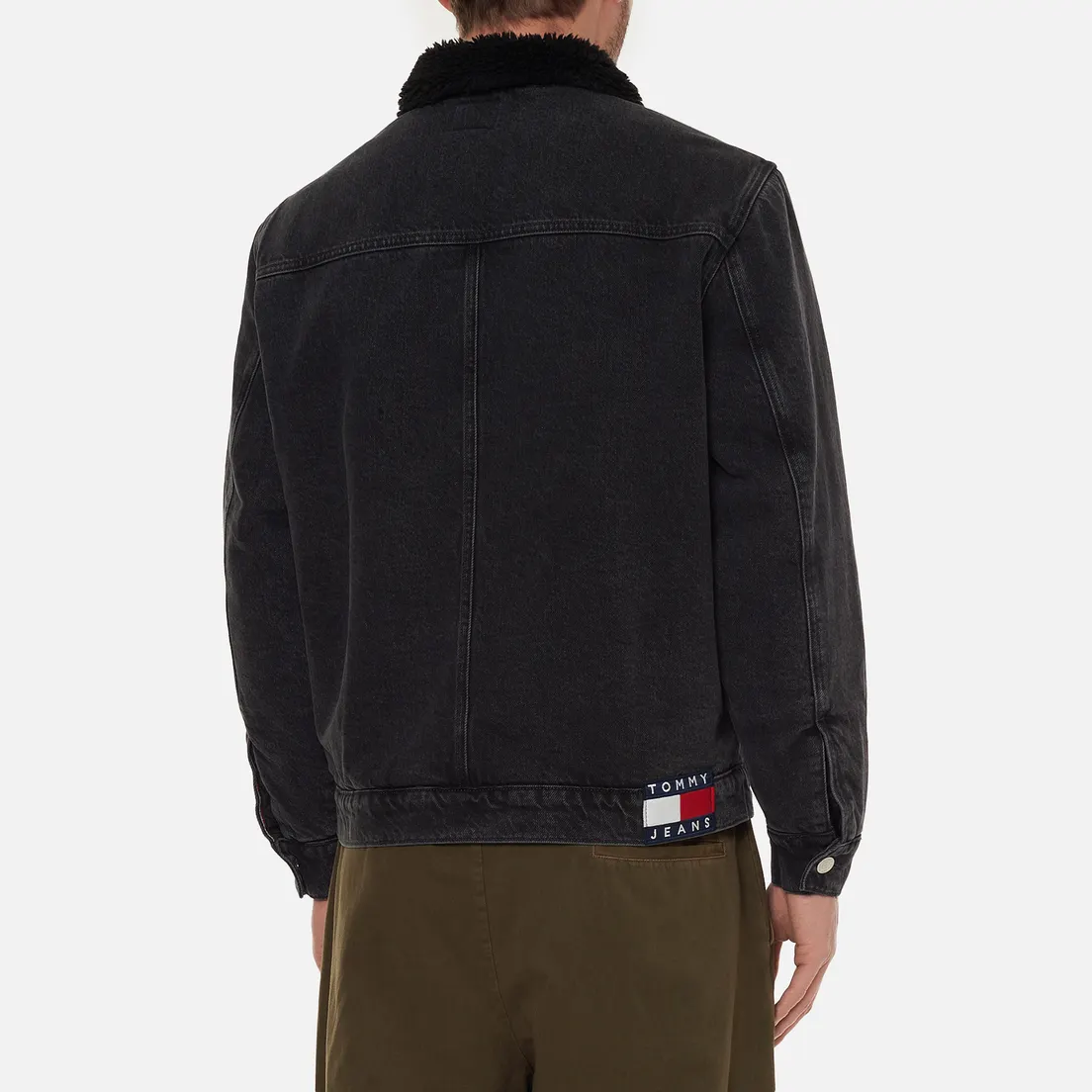 Tommy Jeans Мужская джинсовая куртка Oversize Sherpa-Lined Trucker BE572