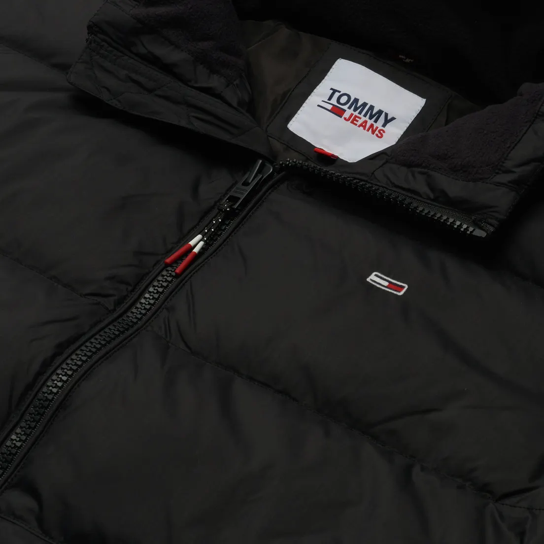 Tommy Jeans Мужской пуховик Essential Down Hooded