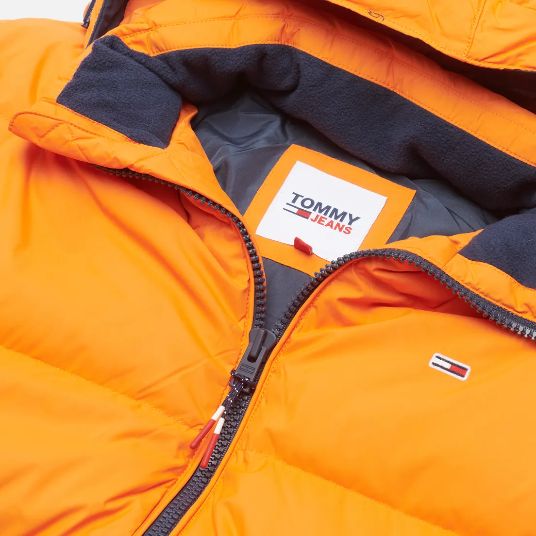 Tommy Jeans Мужской пуховик Essential Down Hooded