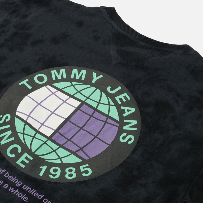 Мужская футболка Tommy Jeans, цвет чёрный, размер S DM0DM12413BDS Unitee Globe Tie-Dye - фото 3