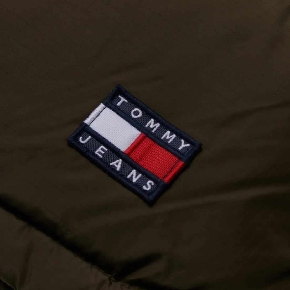 Tommy Jeans Мужской пуховик Alaska Colorblock Puffer