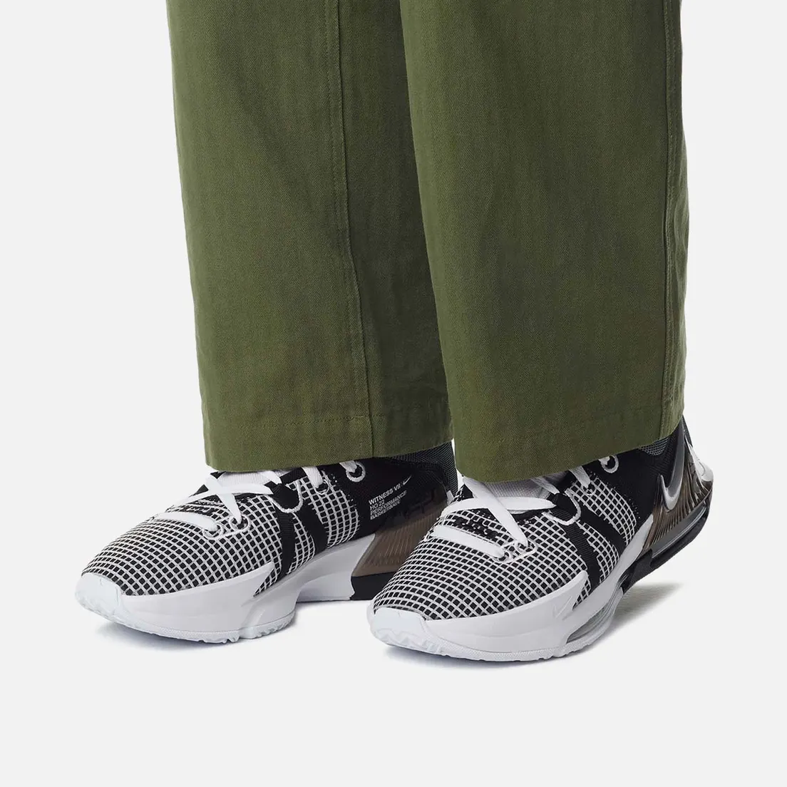 Nike Мужские кроссовки LeBron Witness VII