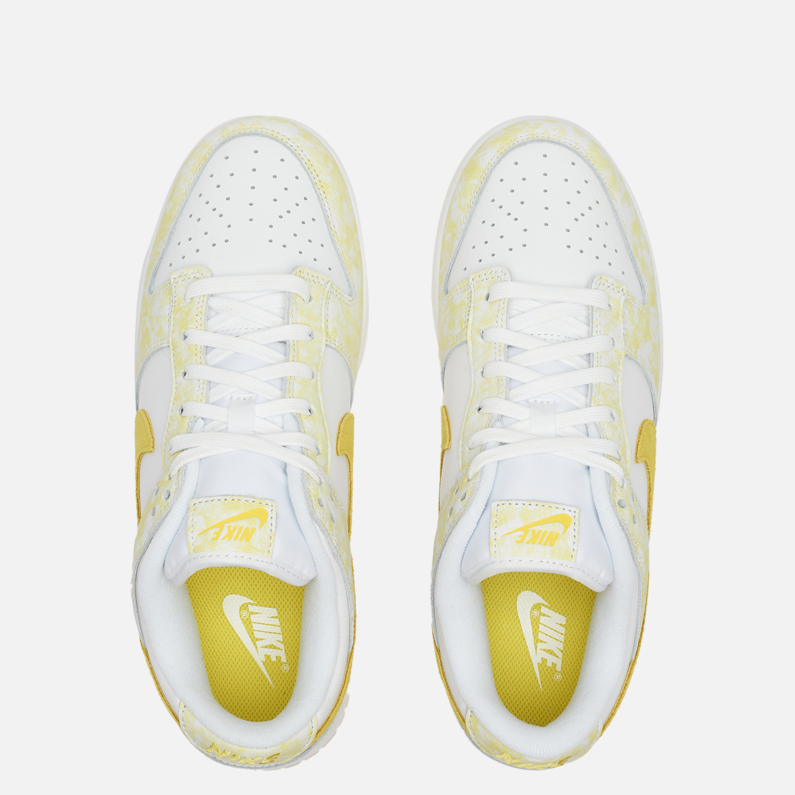 dunk low og yellow strike