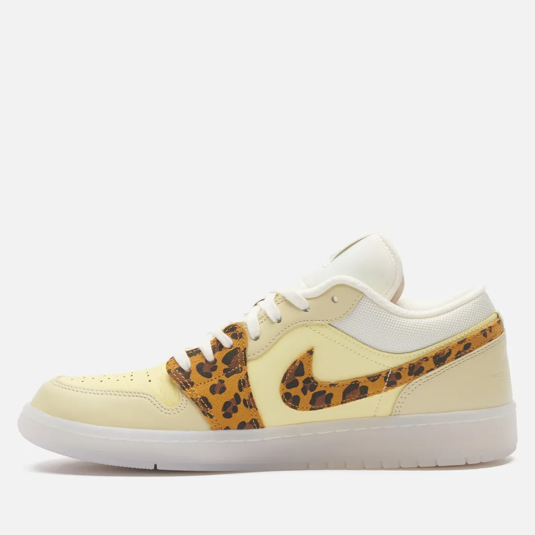 Jordan Женские кроссовки Wmns Air Jordan 1 Low SNKRS Day