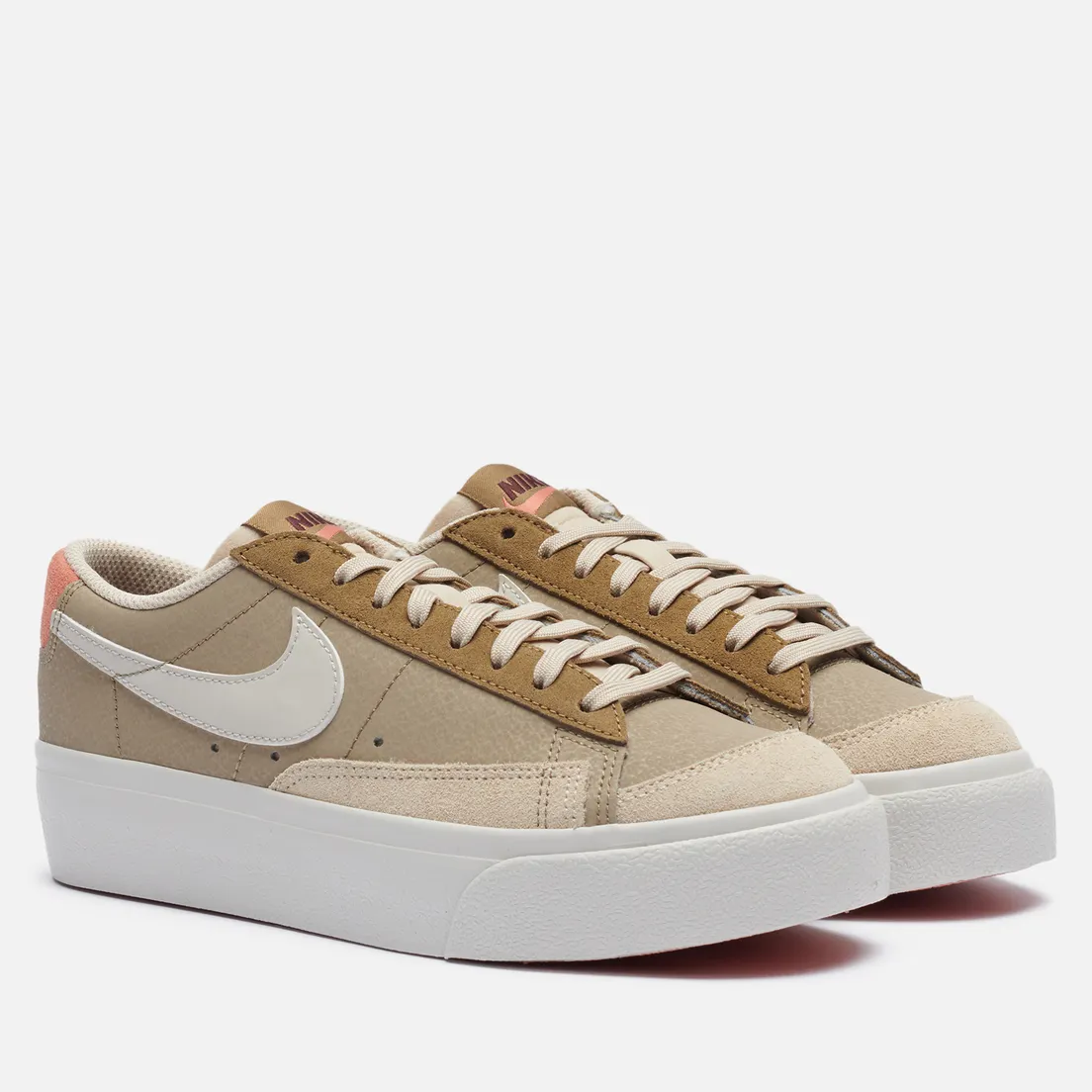 Nike Женские кроссовки Blazer Low Platform SP