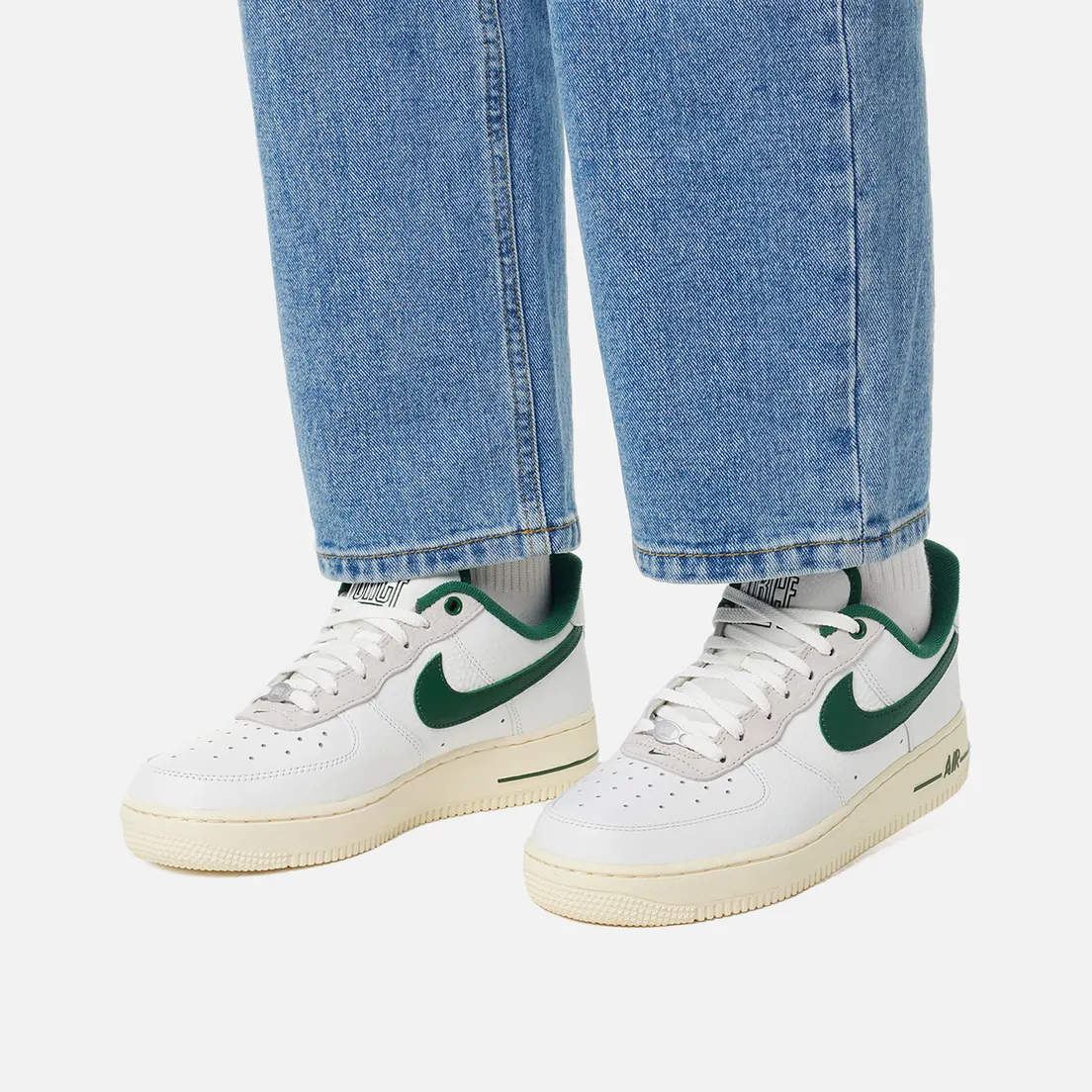 Nike Женские кроссовки Wmns Air Force 1 '07 LX Low