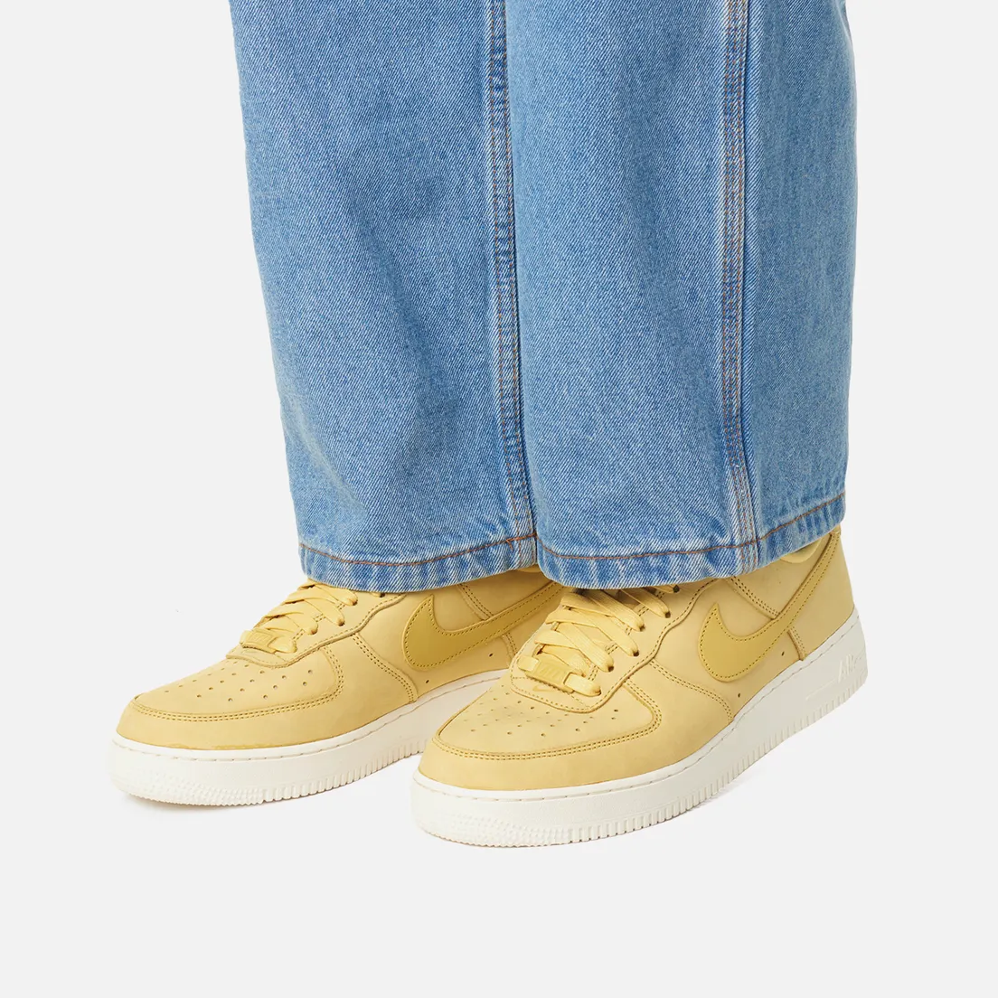 Nike Женские кроссовки Wmns Air Force 1 Low Premium MF