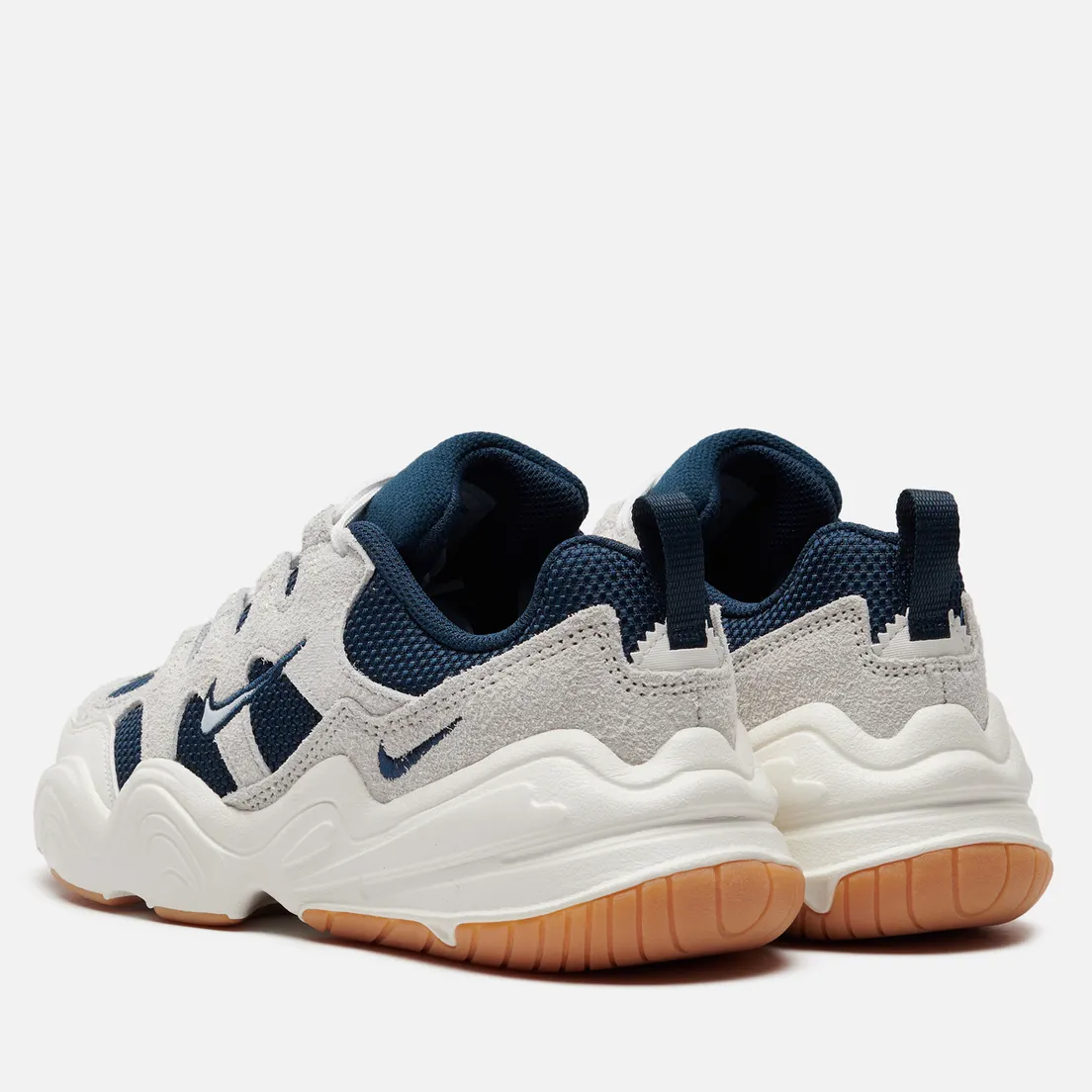 Nike Женские кроссовки Wmns Tech Hera