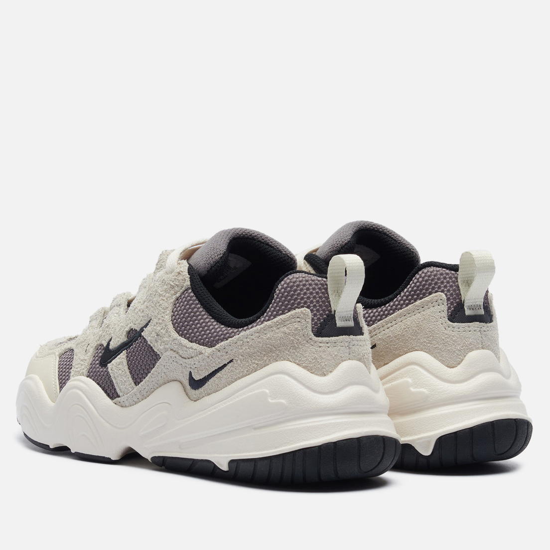 Nike Женские кроссовки Wmns Tech Hera