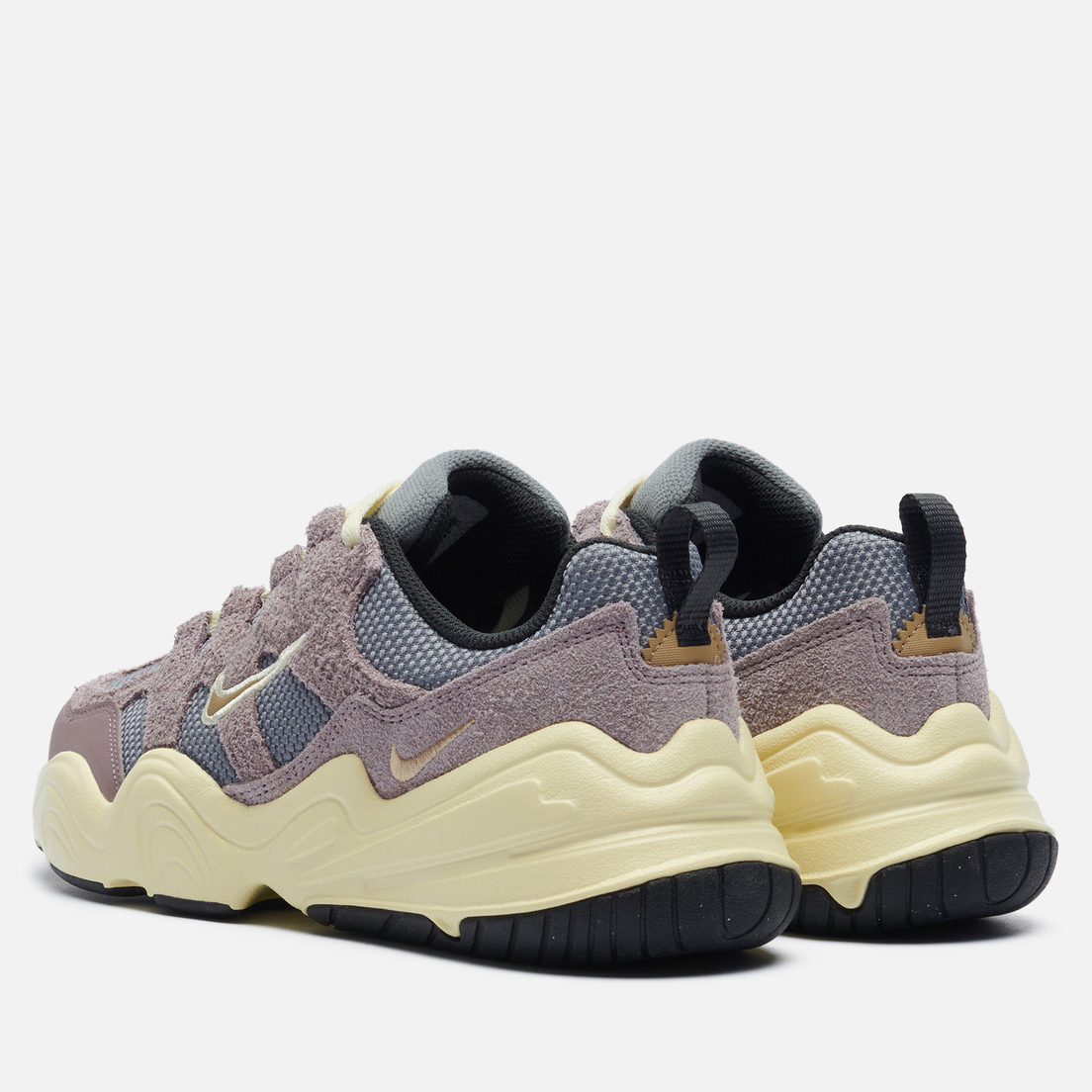 Nike Женские кроссовки Wmns Tech Hera
