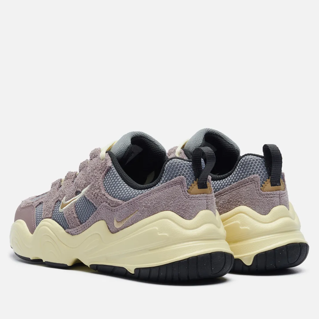 Nike Женские кроссовки Wmns Tech Hera